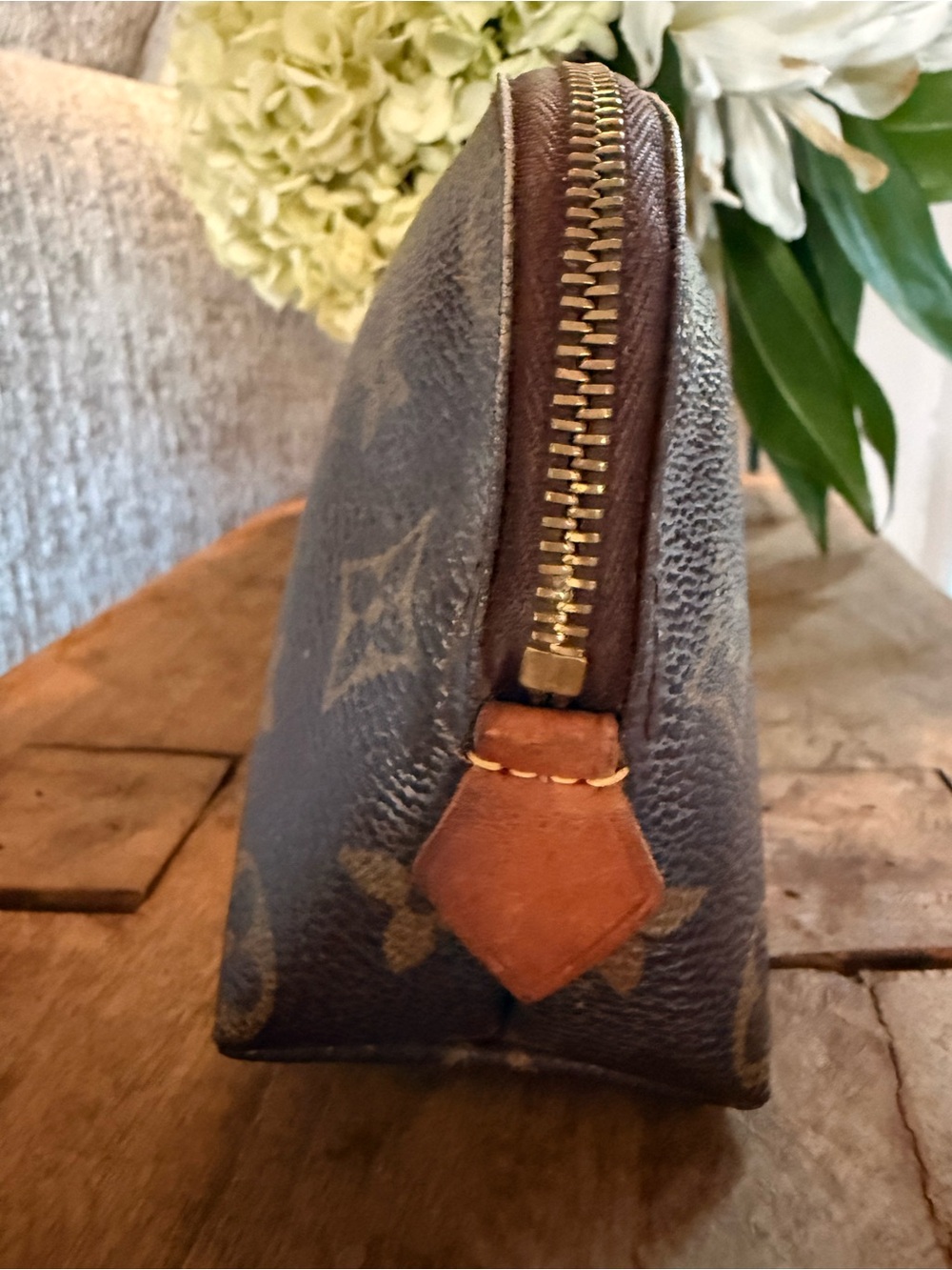 Authentic, Louis Vuitton Cosmetic Makeup bag! - Picture 3 of 9